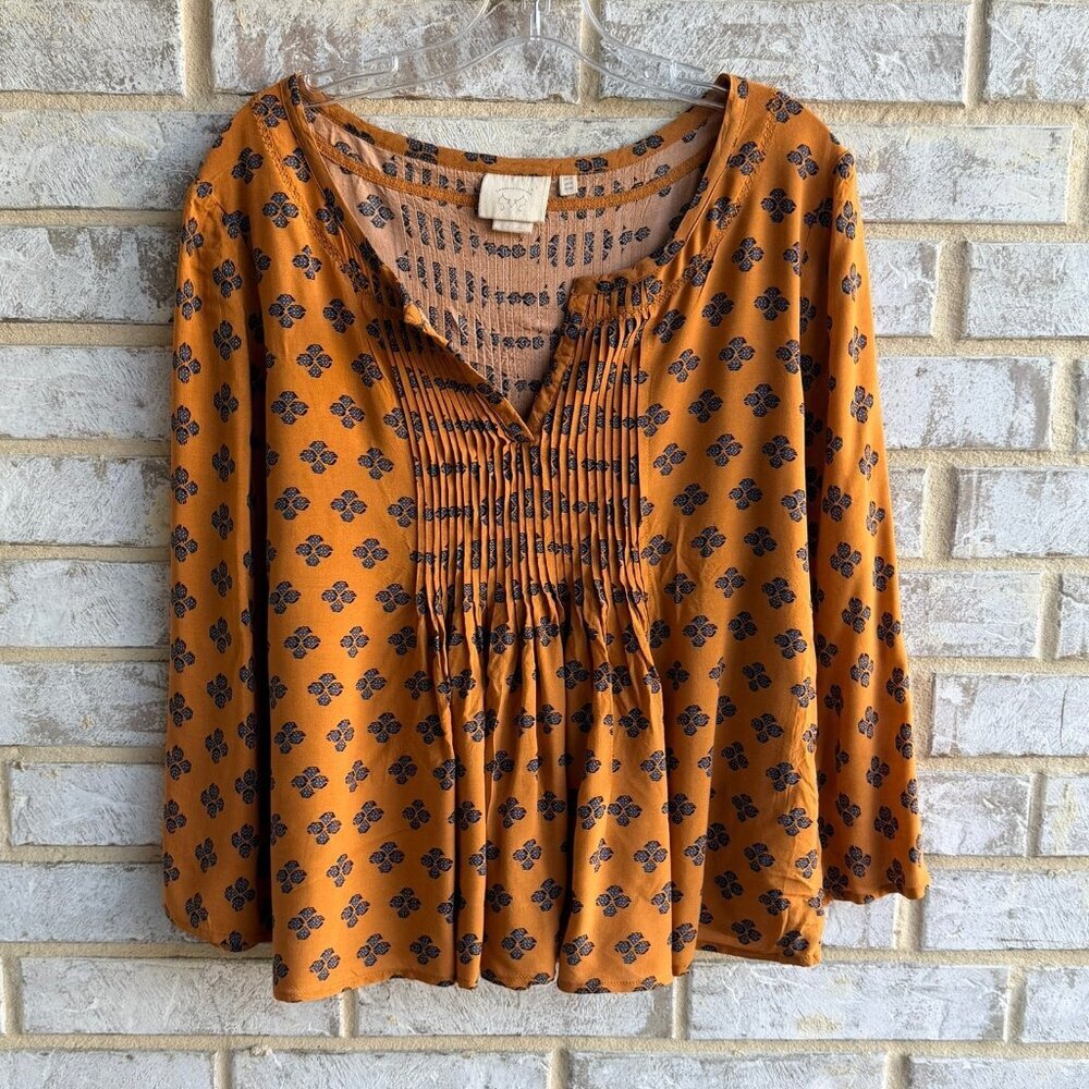Vanessa Virginia "Madhia" 3/4 Sleeve V-Neck Peasant Geo Blouse Women's Size 12.
